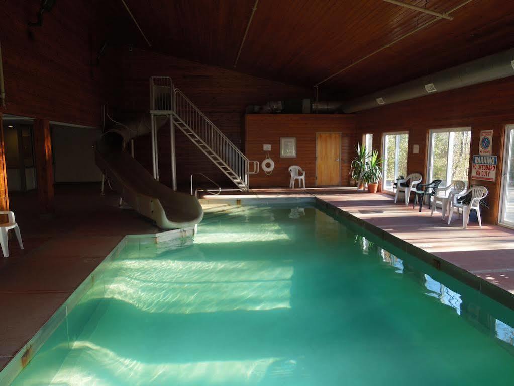 Baymont By Wyndham Essex Burlington Area Hotel Exterior photo